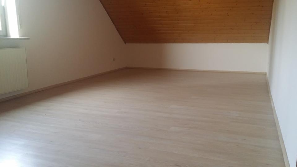 Dachgeschoßwohnung Weismain - 5 Zimmer, 110 m&sup2;, 900&euro; | Angebot:26048585