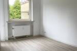 NEU*NEU*NEU!! Frisch RENOVIERTE 2-Zimmer-Wohnung mit neuem Tageslichtbad und Balkon