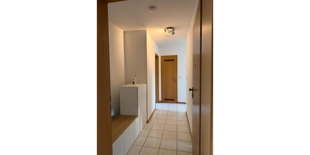 Etagenwohnung Neckarbischofsheim - 2 Zimmer, 63 m&sup2;, 590&euro; | Angebot:26641474