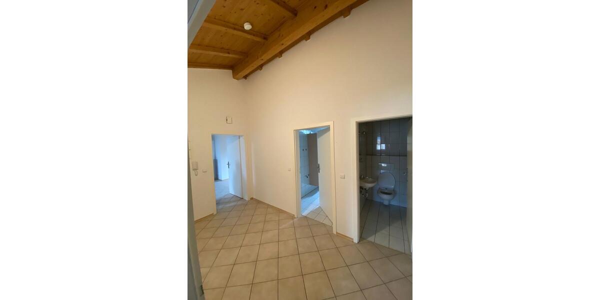 Etagenwohnung Metten - 3 Zimmer, 95 m&sup2;, 740&euro; | Angebot:25870715