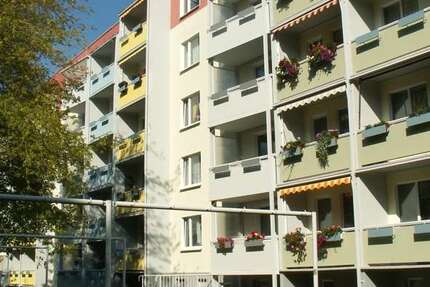 Wohnung zum Mieten in Freital 279 € 49.6 m²