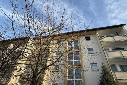 Eine sehr schöne helle Wohnung 2 zimmer