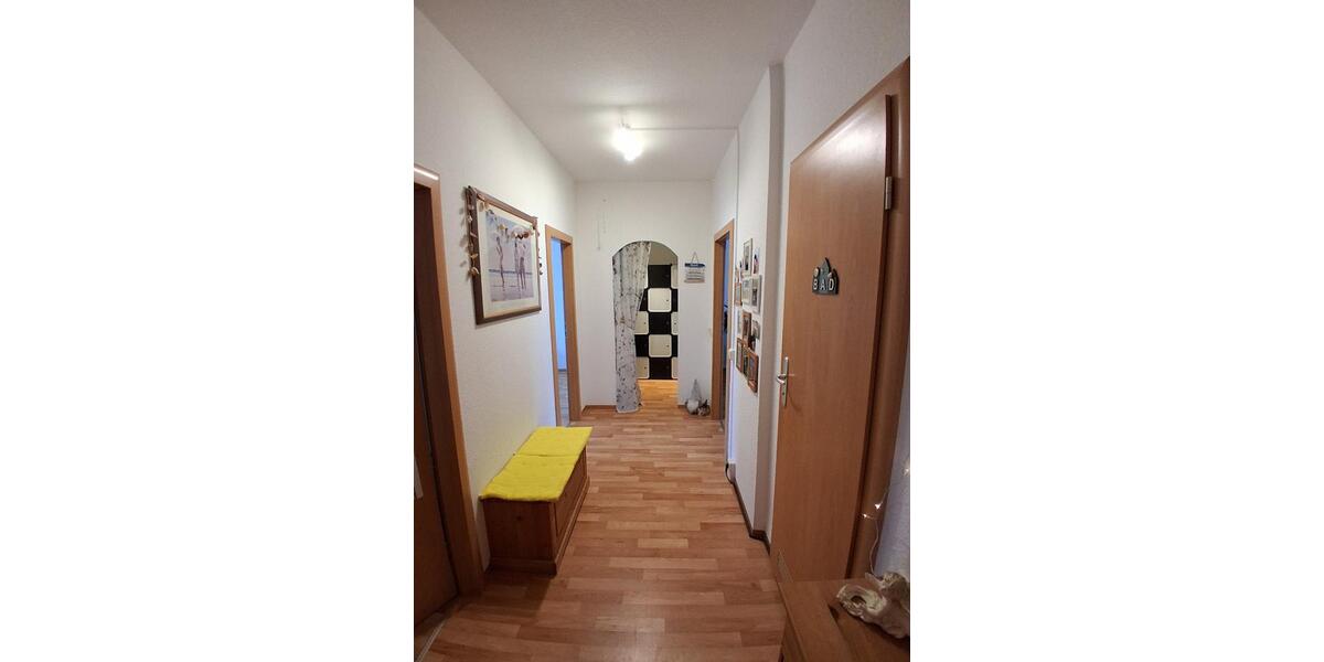Etagenwohnung Schirgiswalde-Kirschau Kirschau - 3 Zimmer, 69 m&sup2;, 328&euro; | Angebot:25831790