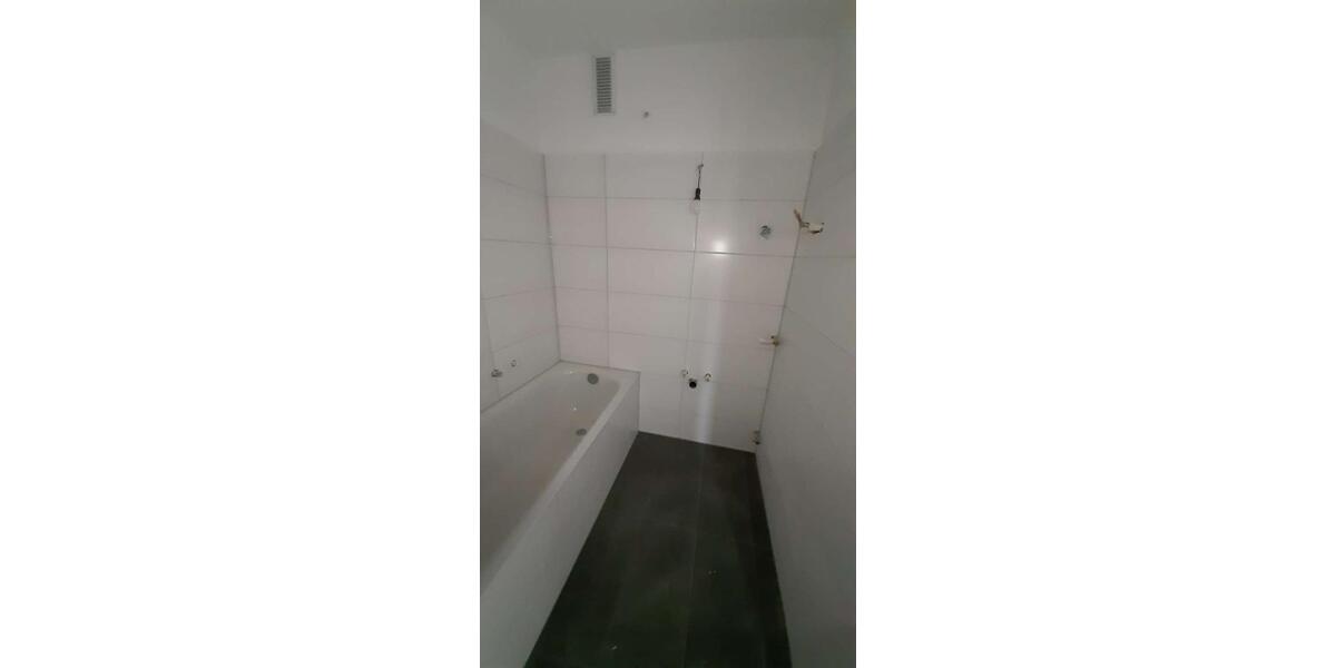 Erdgeschoßwohnung Krefeld Fischeln - 2 Zimmer, 70 m&sup2;, 650&euro; | Angebot:24671024