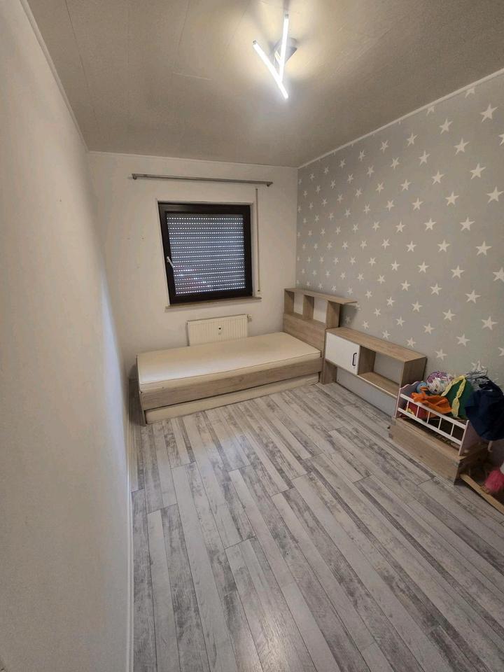 3-Zimmer-Wohnung mit Balkon+Terrasse+Garage ca. 90 qm