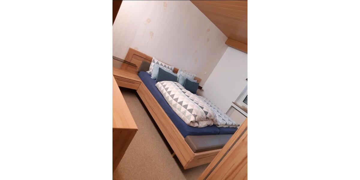 Etagenwohnung Amberg - 3 Zimmer, 83 m&sup2;, 820&euro; | Angebot:26504072