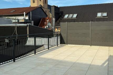 Wohnung Sangerhausen - 2.5 Zimmer, 106 m&sup2;, 900&euro; | Angebot:26040945