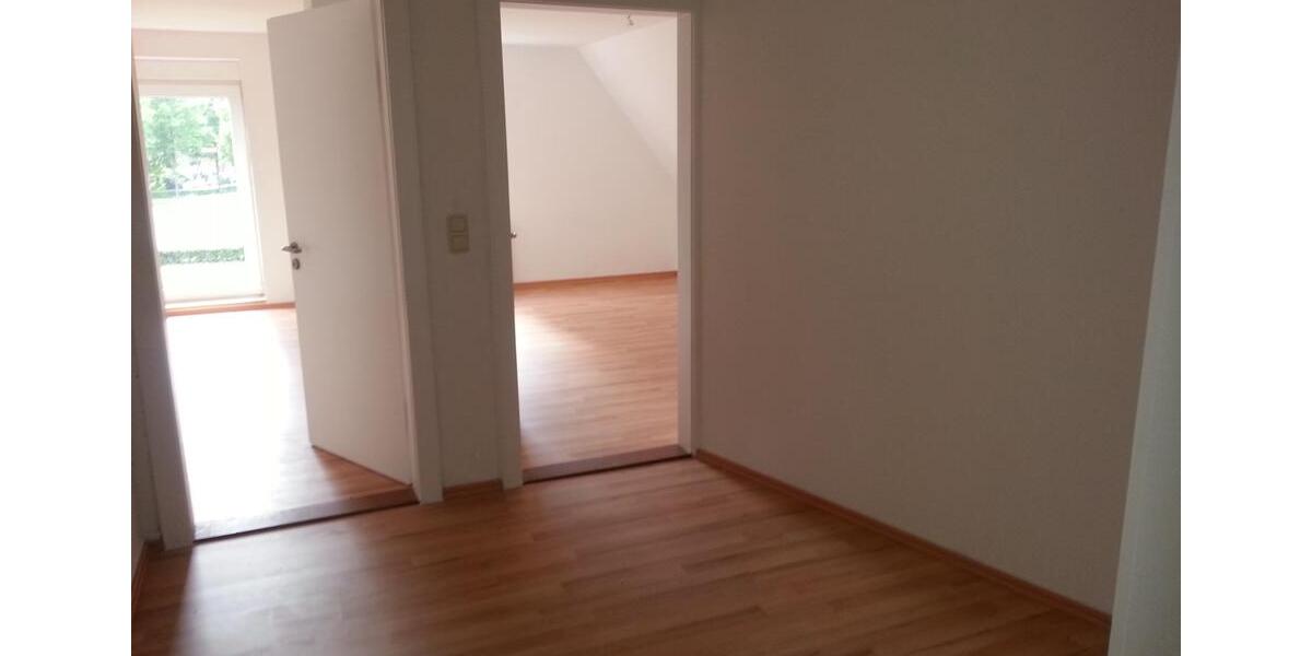 Etagenwohnung Neuenkirchen - 3.5 Zimmer, 105 m&sup2;, 870&euro; | Angebot:24691705