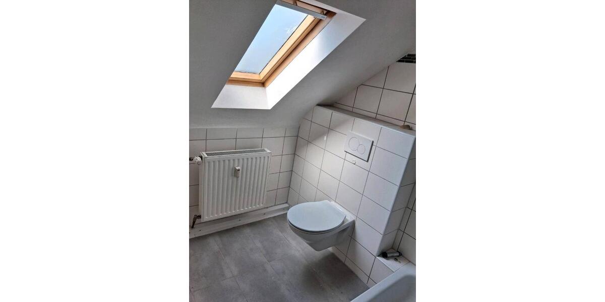 Dachgeschoßwohnung Saarlouis - 3 Zimmer, 60 m&sup2;, 620&euro; | Angebot:25866778