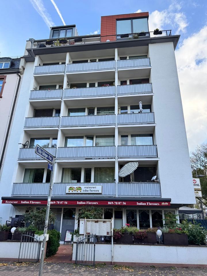 Restaurant mit Außenterrasse in Bockenheim zimmer