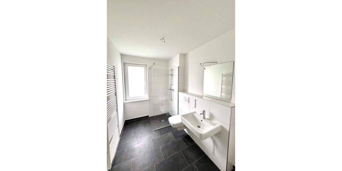 Etagenwohnung Kaiserslautern Innenstadt - 3 Zimmer, 96 m&sup2;, 1.100&euro; | Angebot:24725343