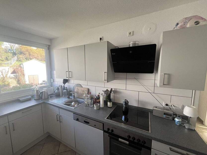 Helle 2,5 Zimmer Wohnung im 2. Obergeschoss mit Balkon 2 zimmer