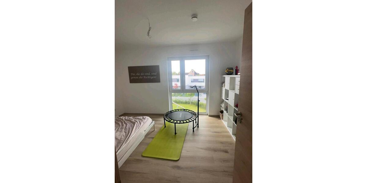 Etagenwohnung Burgoberbach - 3 Zimmer, 86 m&sup2;, 1.270&euro; | Angebot:26661510