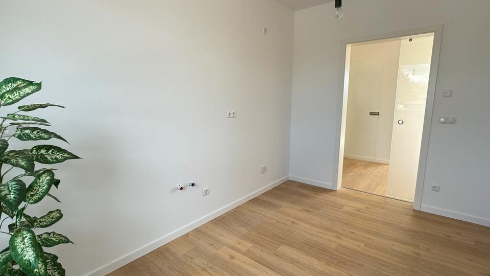 Etagenwohnung Raguhn-Jeßnitz Jeßnitz - 2 Zimmer, 75 m&sup2;, 755&euro; | Angebot:25999382