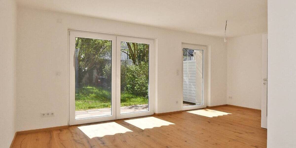 Reihenmittelhaus München Trudering-Riem - 5 Zimmer, 122 m&sup2;, 2.800&euro; | Angebot:26401155
