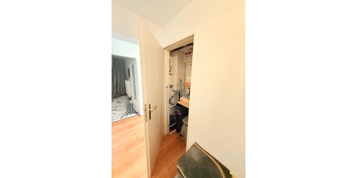 Dachgeschoßwohnung Hamburg Langenhorn - 2.5 Zimmer, 60 m&sup2;, 1.100&euro; | Angebot:26646722