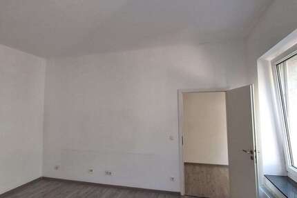 Wohnung zum Mieten in Krefeld 900 € 95 m² 3 zimmer