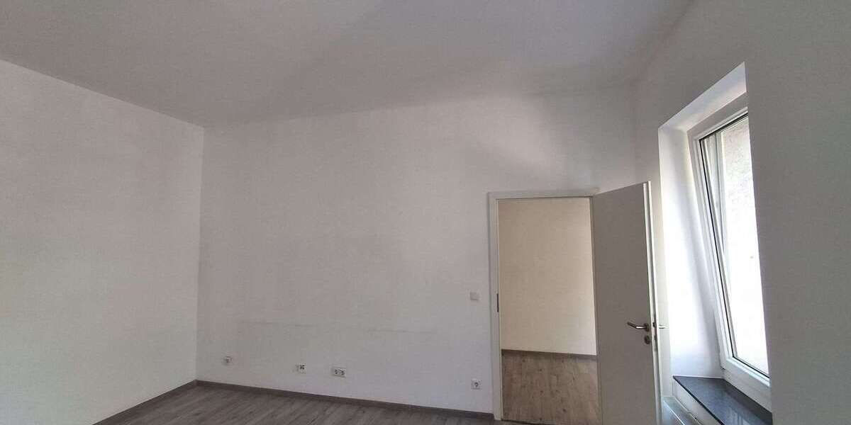 Wohnung zum Mieten in Krefeld 900 € 95 m² 3 zimmer