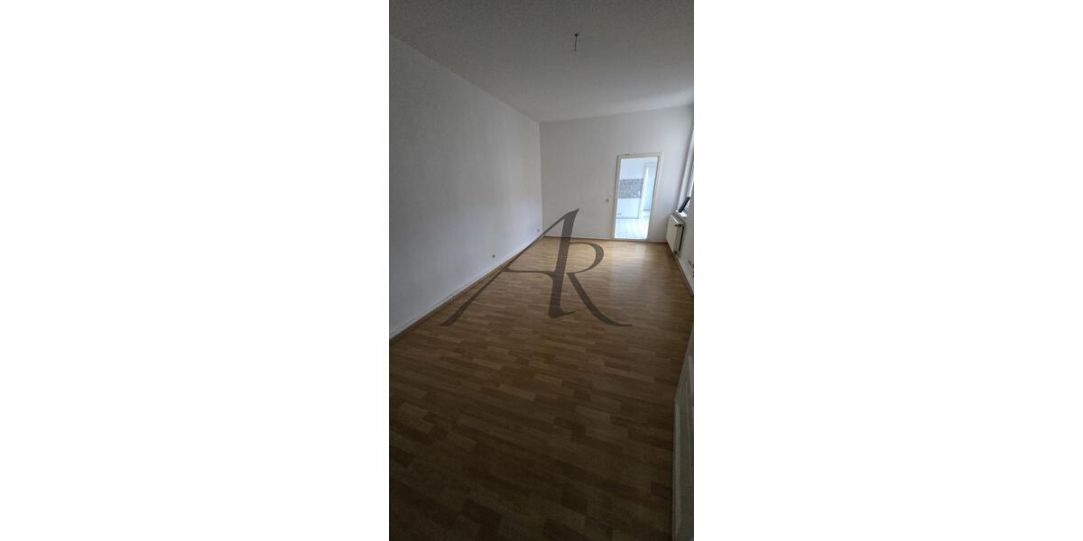 Schicke 4-Zimmer-Wohnung, 2. Obergeschoss in der City 4 zimmer