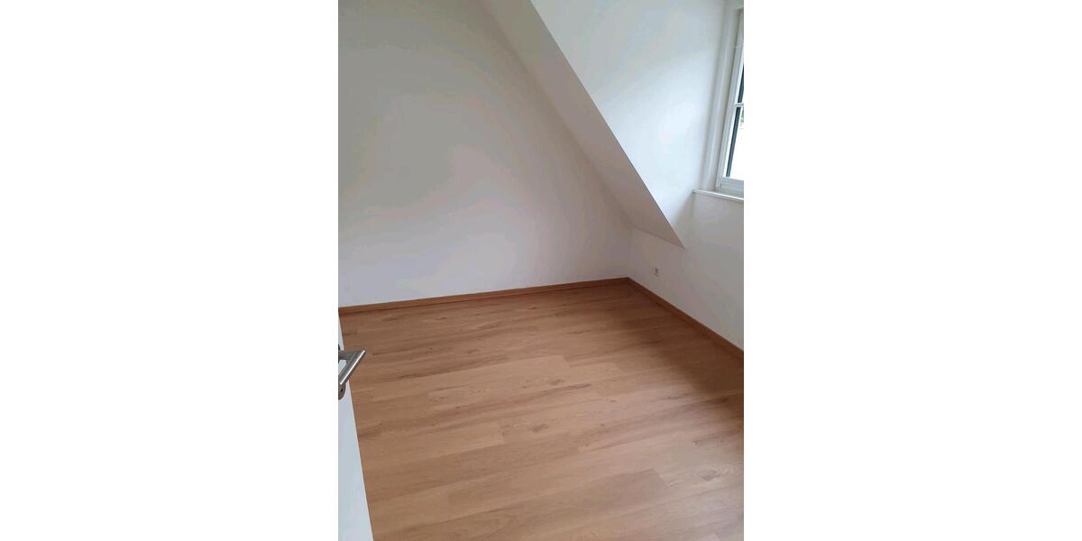 Etagenwohnung Ebrach - 4 Zimmer, 94 m&sup2;, 790&euro; | Angebot:26705040