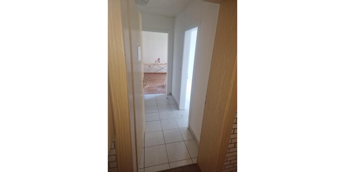 Etagenwohnung Leopoldshöhe - 1 Zimmer, 45 m&sup2;, 380&euro; | Angebot:26003697