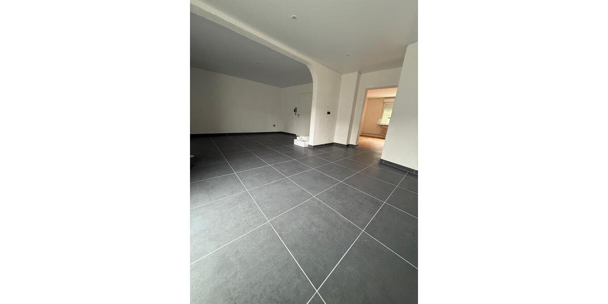 Erdgeschoßwohnung Völklingen - 3 Zimmer, 100 m&sup2;, 850&euro; | Angebot:25539811