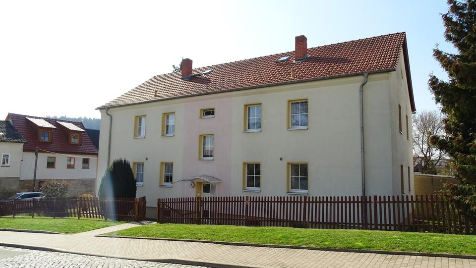 Erdgeschoßwohnung Stadtilm - 3 Zimmer, 61 m&sup2;, 355&euro; | Angebot:25976846