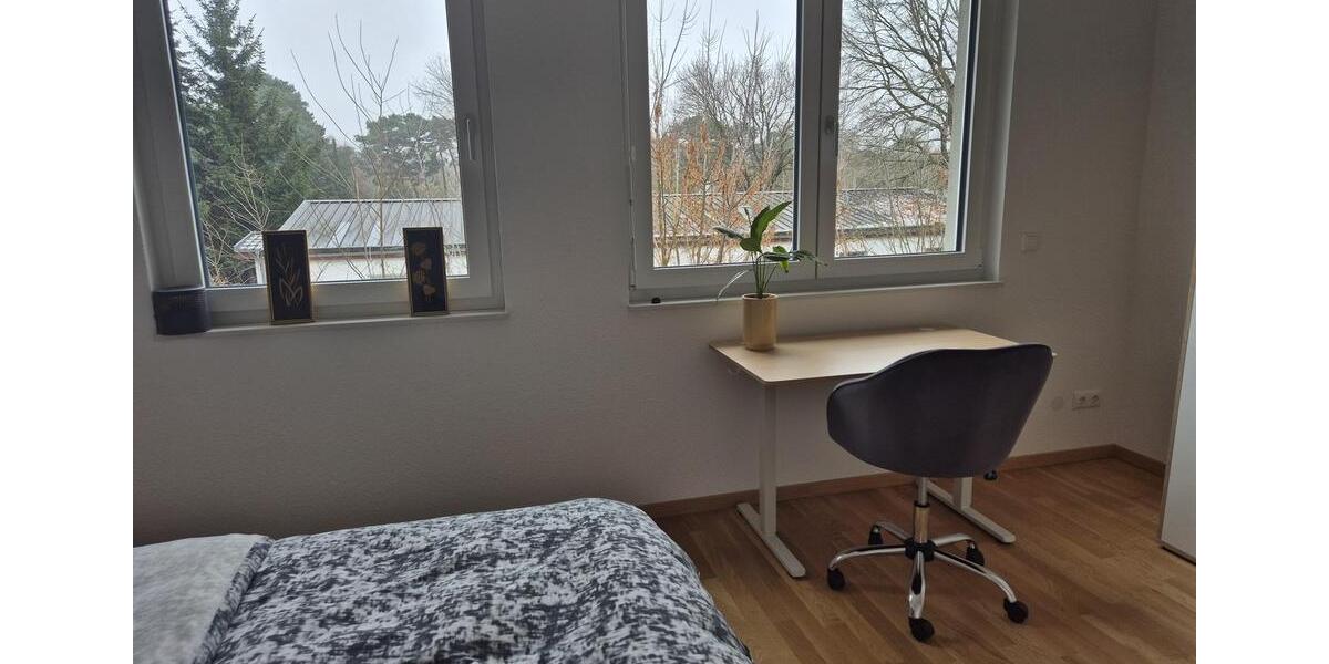 Wohnen auf Zeit Zossen - 1 Zimmer, 14 m&sup2;, 470&euro; | Angebot:24700782