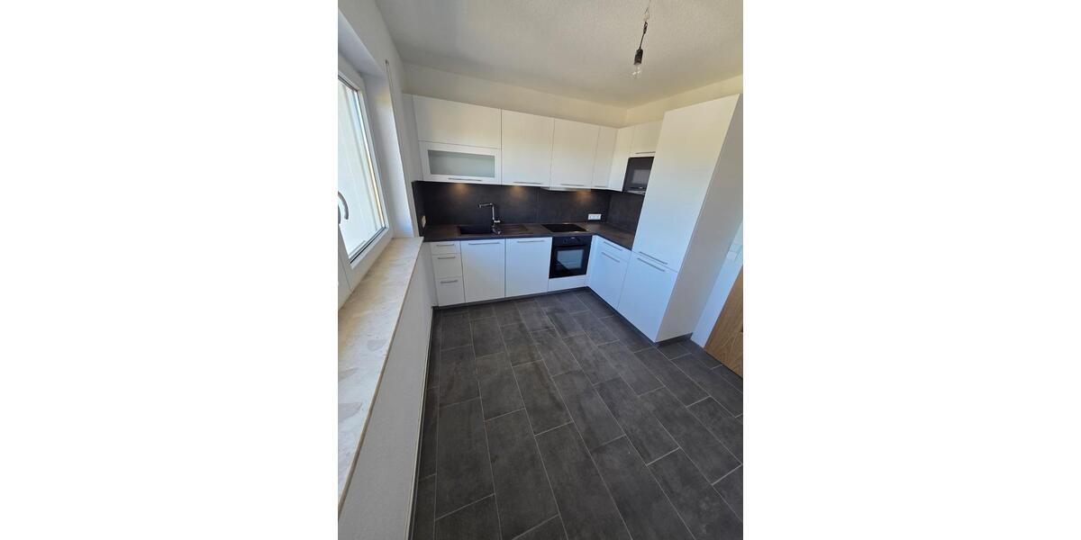 Etagenwohnung Bad Endbach - 5 Zimmer, 121 m&sup2;, 949&euro; | Angebot:26494179