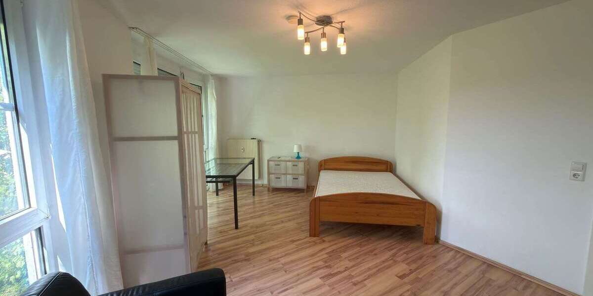 Etagenwohnung Hannover Stöcken - 1 Zimmer, 28 m&sup2;, 595&euro; | Angebot:26801271