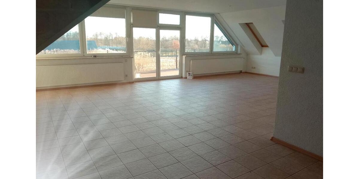 Etagenwohnung Ahrensfelde - 2 Zimmer, 140 m&sup2;, 1.500&euro; | Angebot:26398626