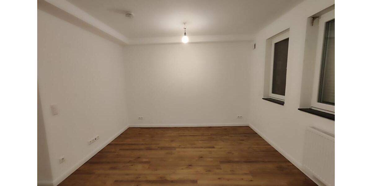 Erdgeschoßwohnung Kiel Gaarden-Ost - 1.5 Zimmer, 37 m&sup2;, 620&euro; | Angebot:26001530