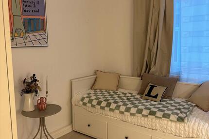 Schönes Zimmer in 3er WG in bester Lage 1 zimmer