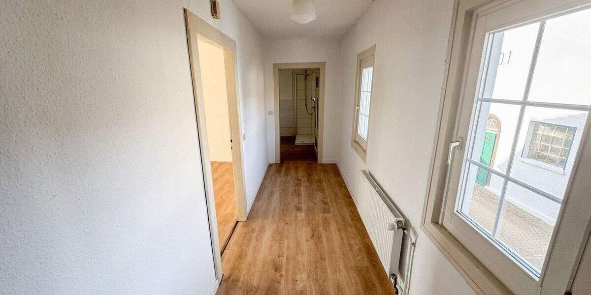 Reihenmittelhaus Katzenelnbogen - 4 Zimmer, 209 m&sup2;, 1.300&euro; | Angebot:25691918