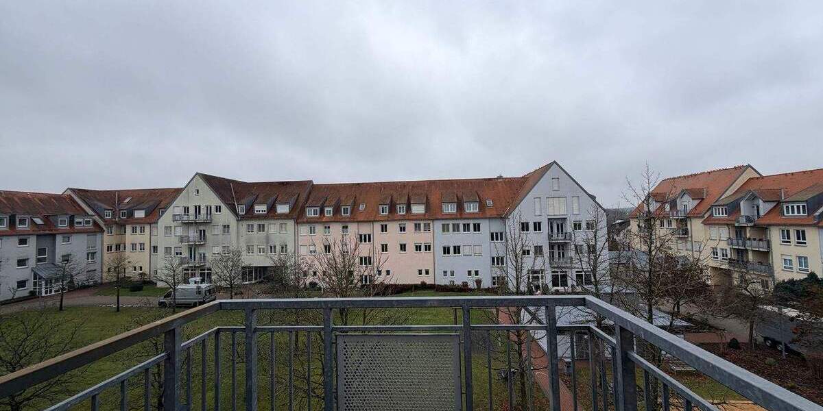 Etagenwohnung Roth - 3 Zimmer, 67 m&sup2;, 1.050&euro; | Angebot:25768809
