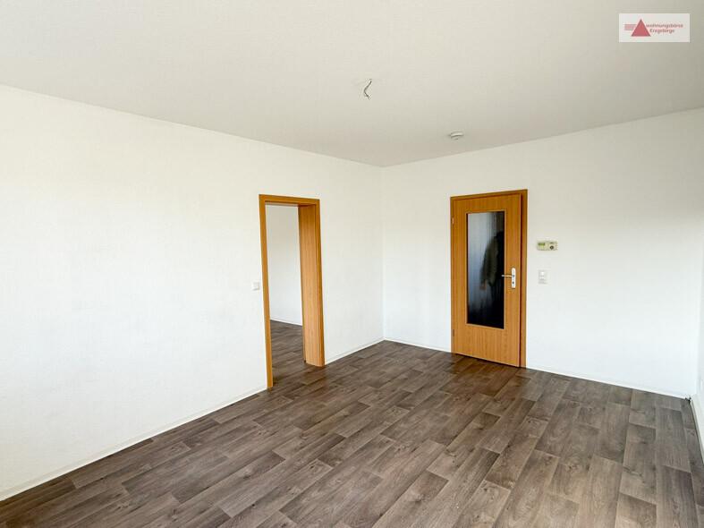 Etagenwohnung Sehmatal - 3 Zimmer, 57 m&sup2;, 316&euro; | Angebot:24674504