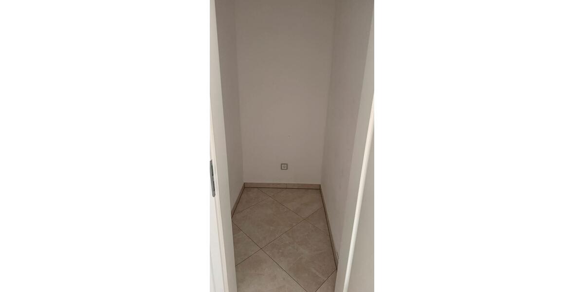 Etagenwohnung Pohlheim - 3 Zimmer, 85 m&sup2;, 1.000&euro; | Angebot:26552778