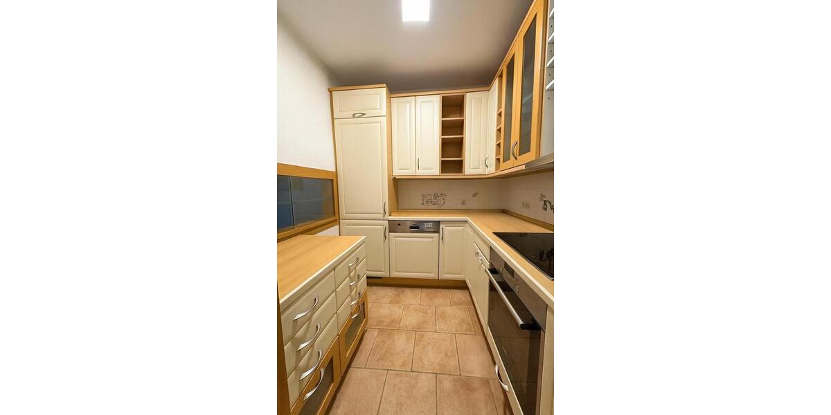 Etagenwohnung Neubrandenburg - 4 Zimmer, 80 m&sup2;, 640&euro; | Angebot:23971442