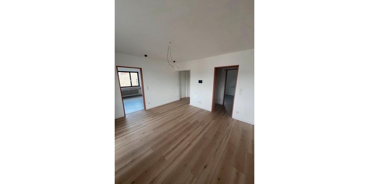 Etagenwohnung Dornburg - 3 Zimmer, 100 m&sup2;, 980&euro; | Angebot:24560246