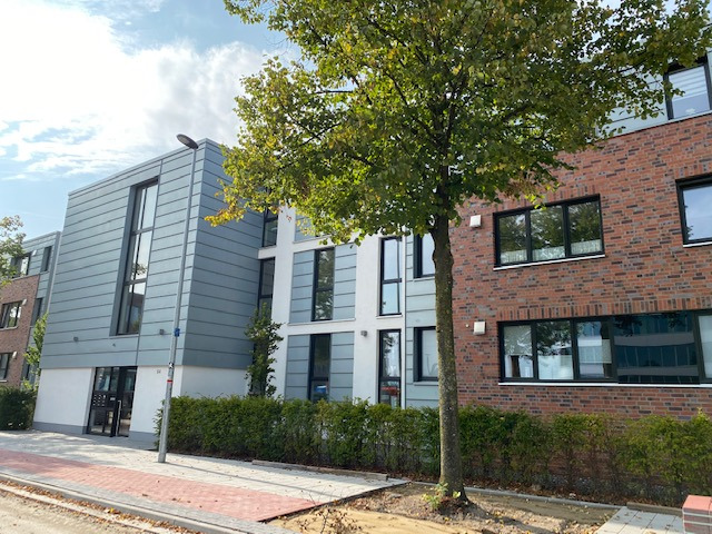 Lichtdurchflutete Wohnung mit Aufzug und großer Loggia 2 zimmer