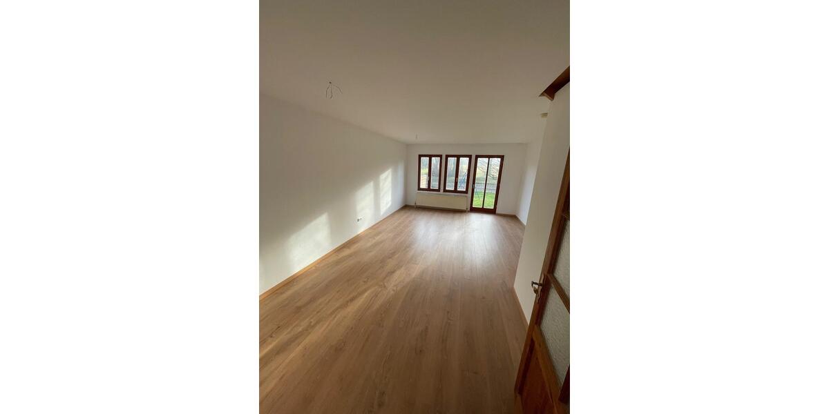 Etagenwohnung Reisbach Englmannsberg - 3 Zimmer, 76 m&sup2;, 620&euro; | Angebot:25637797