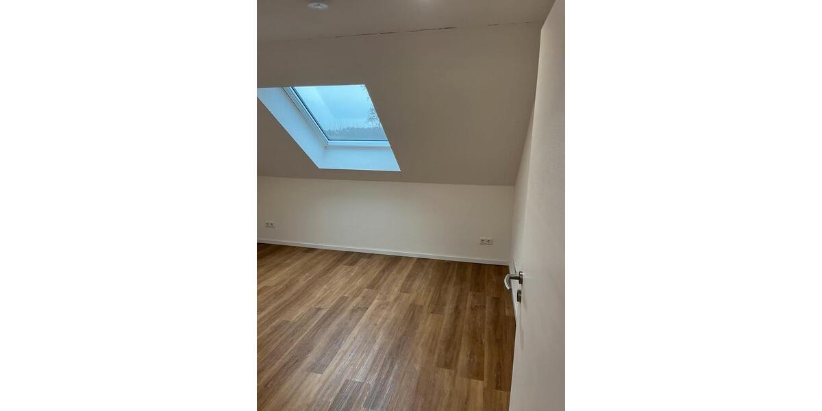 Etagenwohnung Risum-Lindholm Lindholm - 6 Zimmer, 115 m&sup2;, 1.150&euro; | Angebot:25962036