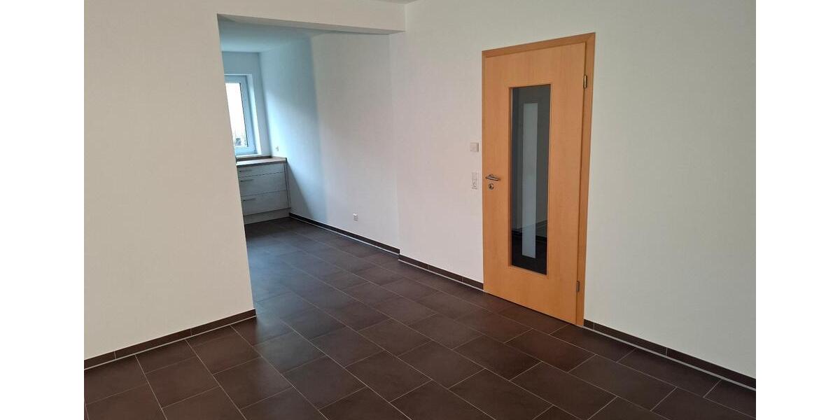 Erdgeschoßwohnung Krumbach (Schwaben) - 3.5 Zimmer, 84 m&sup2;, 1.008&euro; | Angebot:25948192
