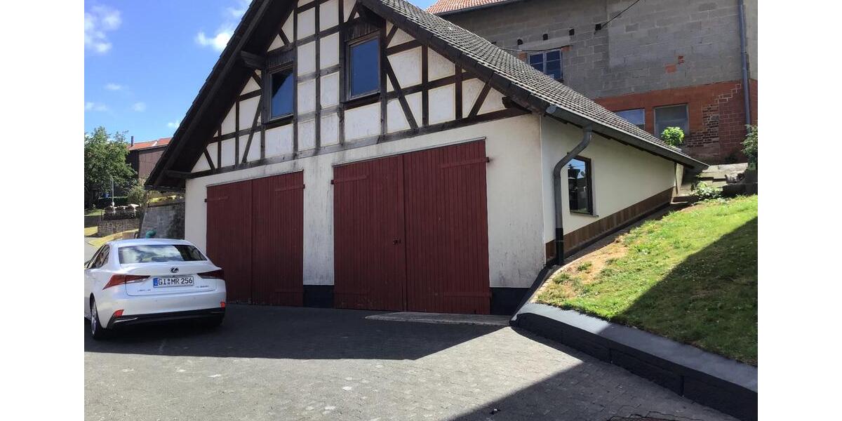 Mehrfamilienhaus, Wohnhaus Gilserberg - 8 Zimmer, 225 m&sup2;, 1.500&euro; | Angebot:24099540