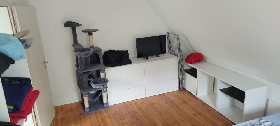 Dachgeschoßwohnung Leck - 3 Zimmer, 68 m&sup2;, 680&euro; | Angebot:26648376