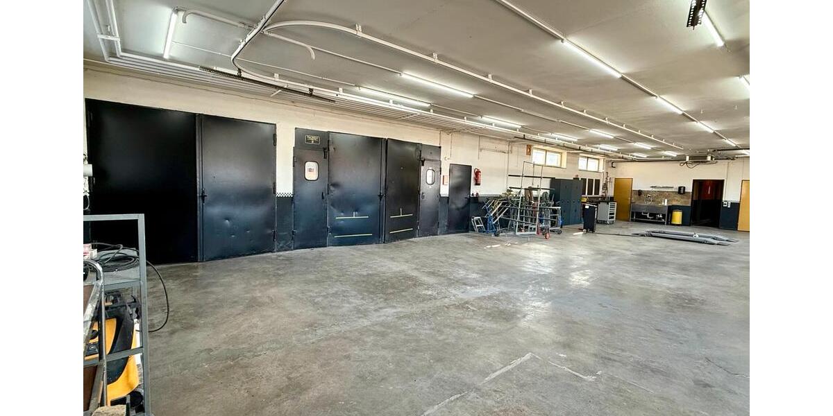 Gewerbeobjekt Blumberg - 2.400&euro; | Angebot:25982443