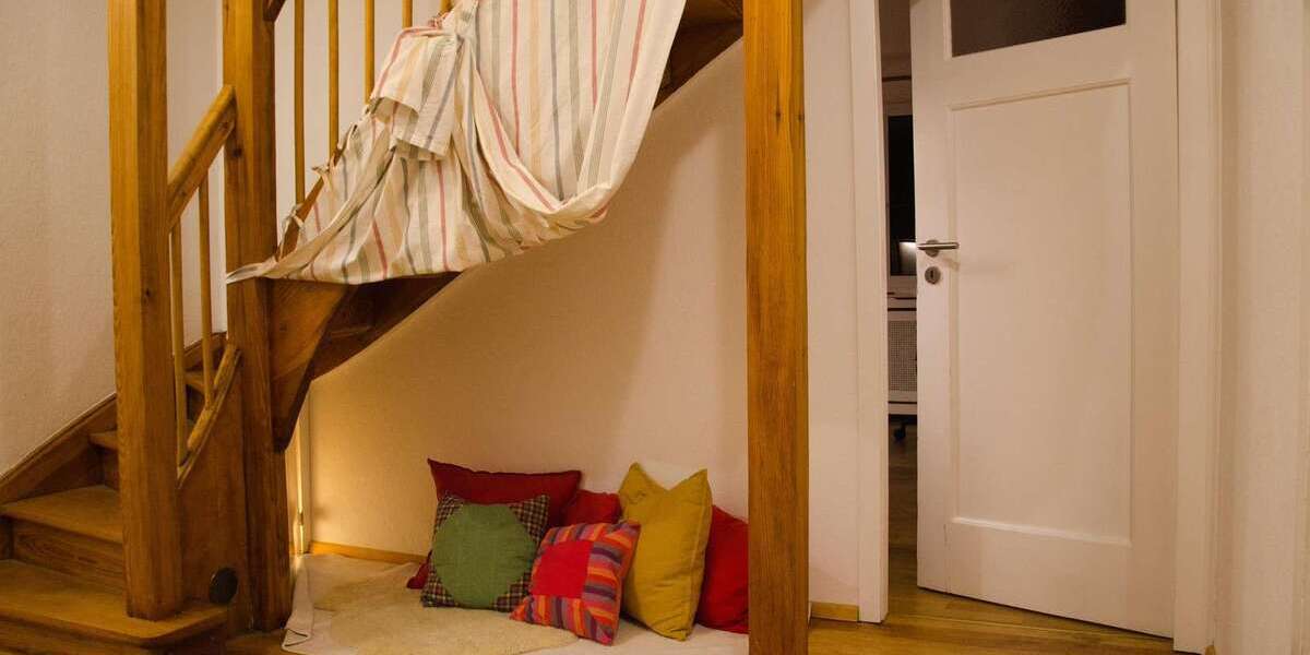 Etagenwohnung Kassel Bad Wilhelmshöhe - 7 Zimmer, 141 m&sup2;, 1.700&euro; | Angebot:26759805
