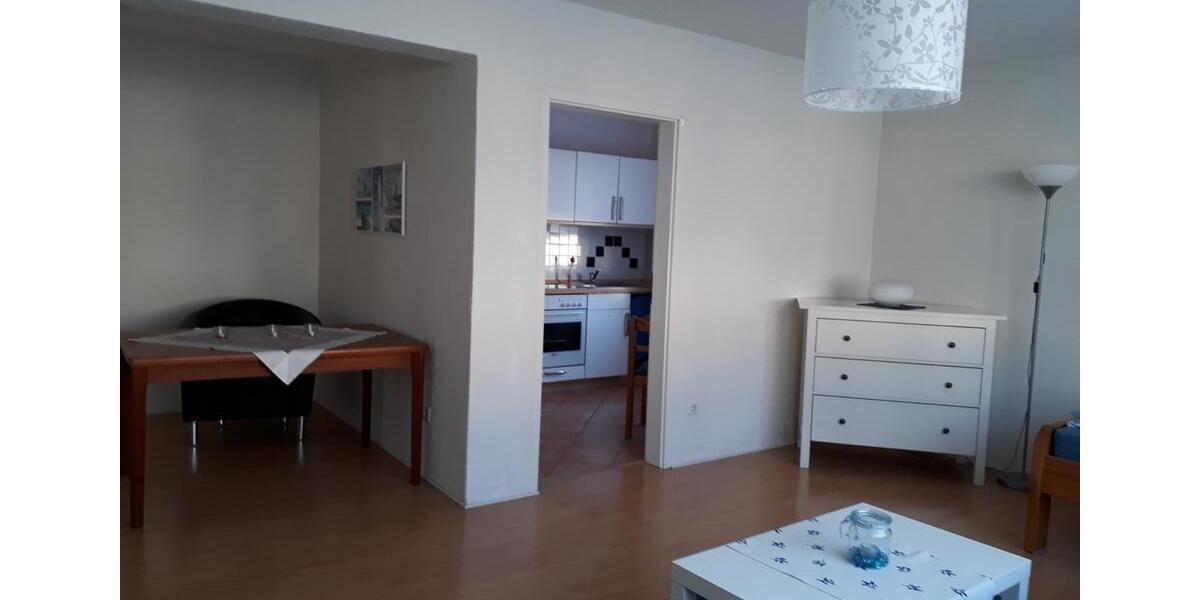 Großes WG-Zimmer, eigene Einbauküche und WLAN zimmer