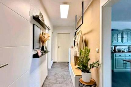 Wohnung Oberhausen Rothebusch - 3 Zimmer, 95 m&sup2;, 1.000&euro; | Angebot:26253421