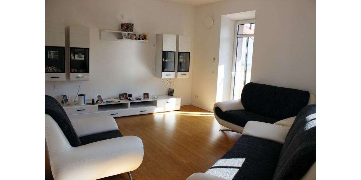 Etagenwohnung Augsburg Lechhausen - 2 Zimmer, 91 m&sup2;, 1.198&euro; | Angebot:26959996